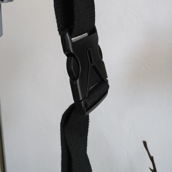 Supreme Logo Print Fanny Bag For Men & Woman - Picture 7 of 9